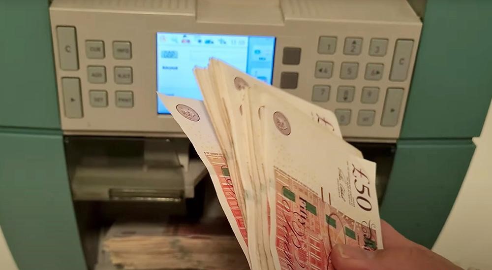 GBP/JPY陷入196关口拉锯战，日英央行决议与英国通胀数据成关键突破触发器(图1)
